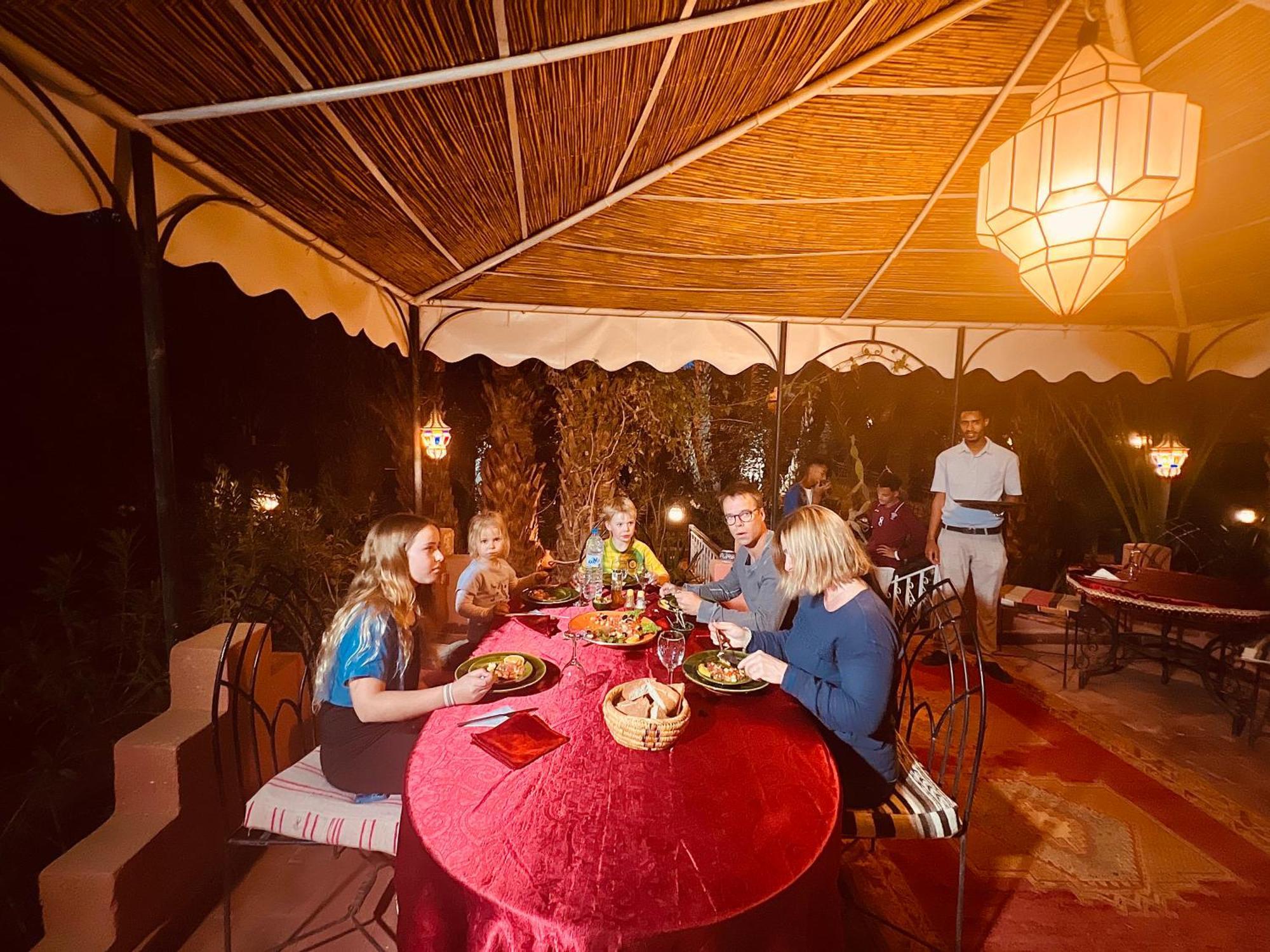 Riad Le Petit Jardin Zagora Exterior foto